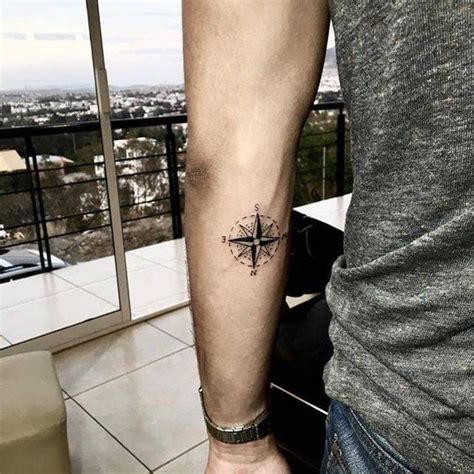 tattoos pequeos para hombres|50 tatuajes para hombres: tattoos pequeños, para el。